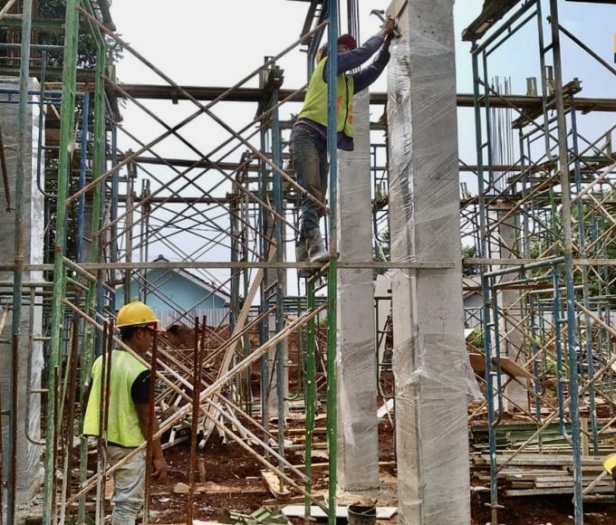 Pekerja KOnstruksi