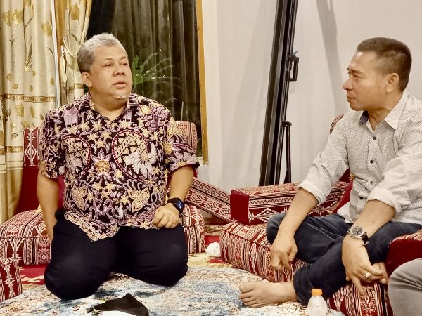 FAHRI HAMZAH