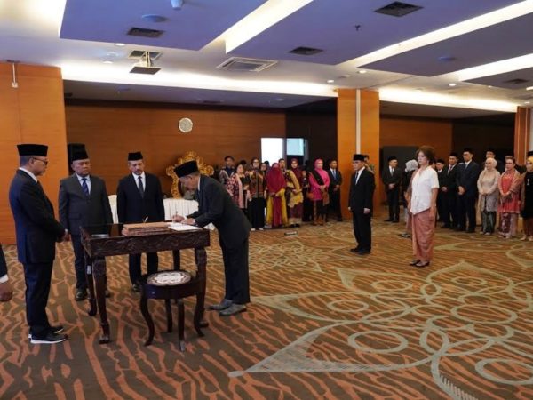 MENTERI PERDAGANGAN