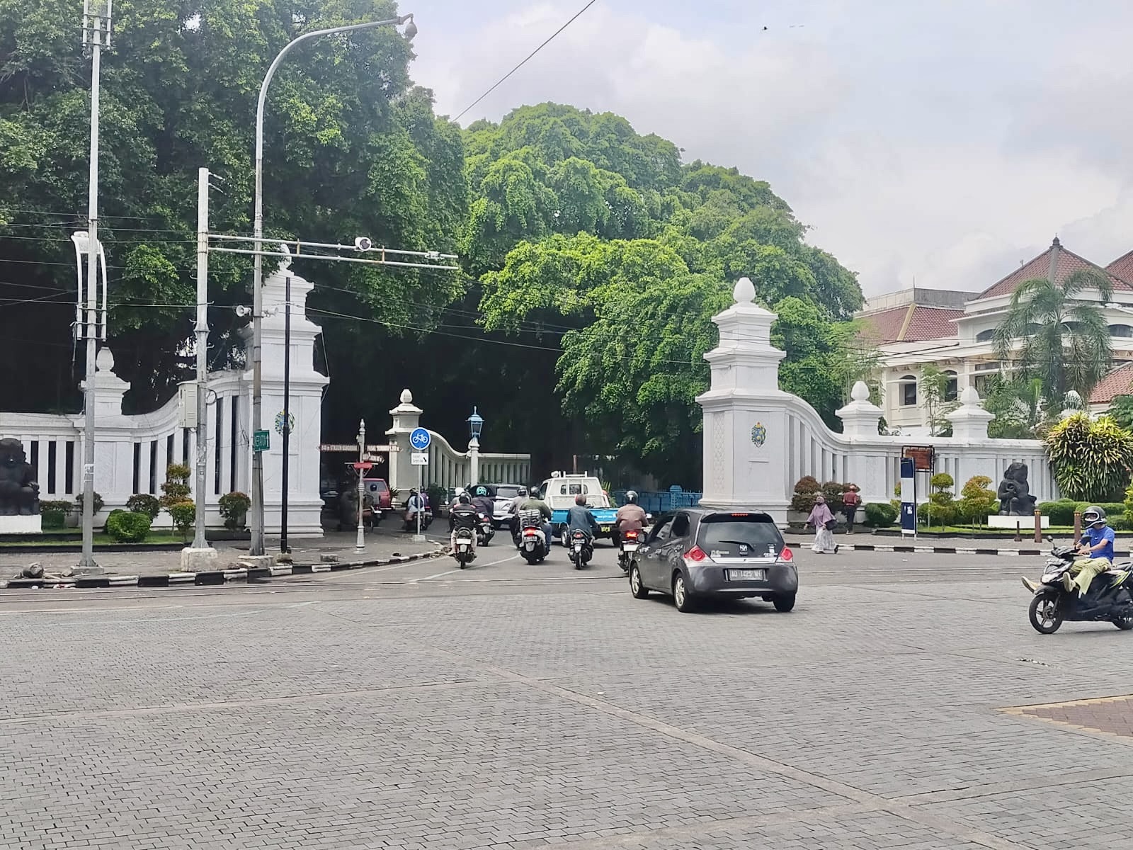 PASAR KLEWER