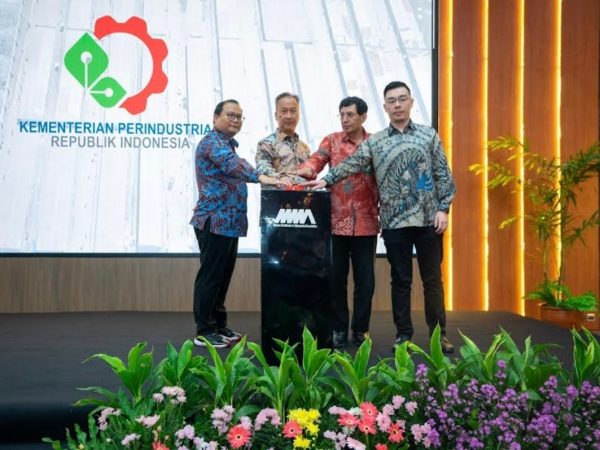 Industri otomotif