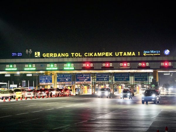 GERBANG TOL