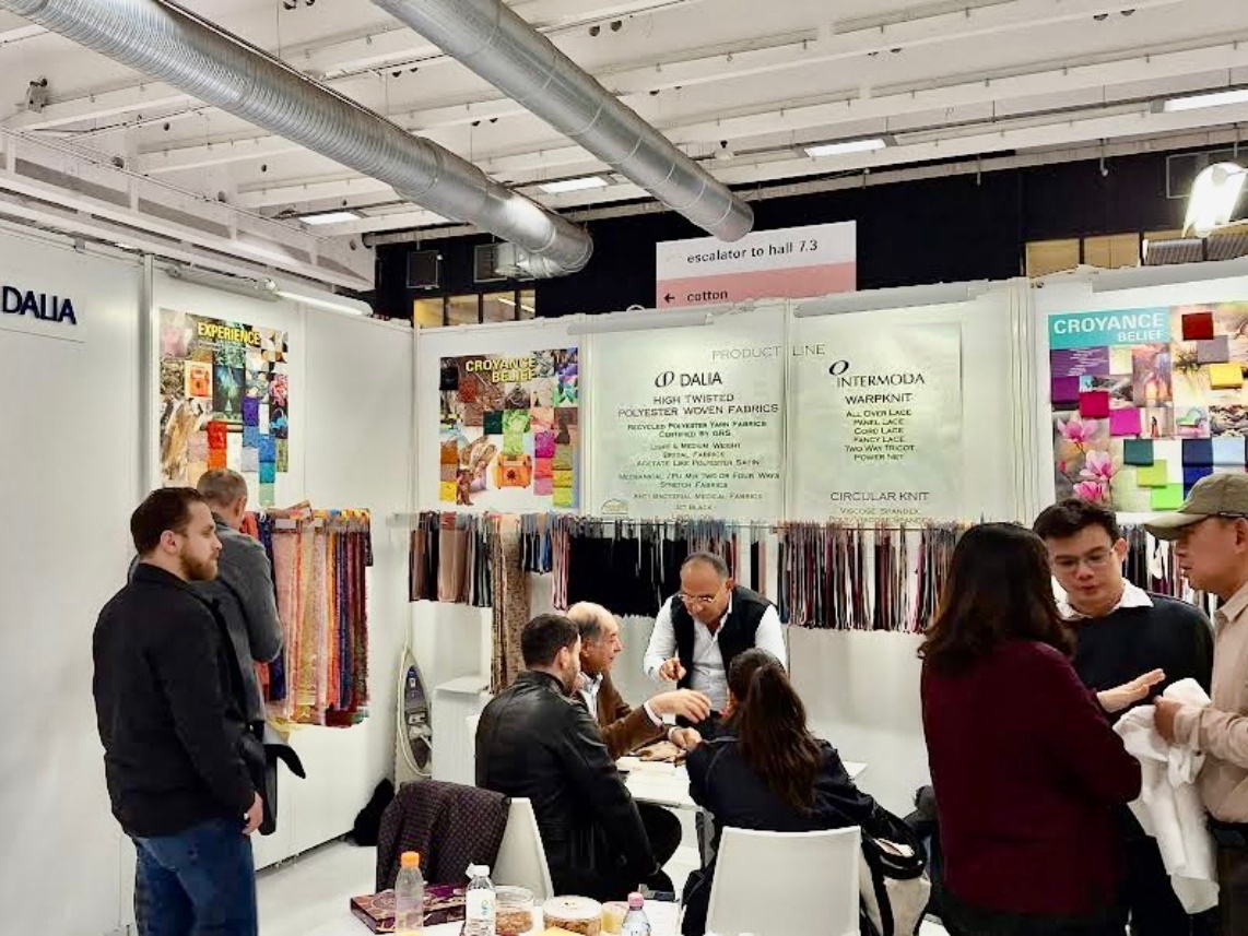 Pameran Tekstil
