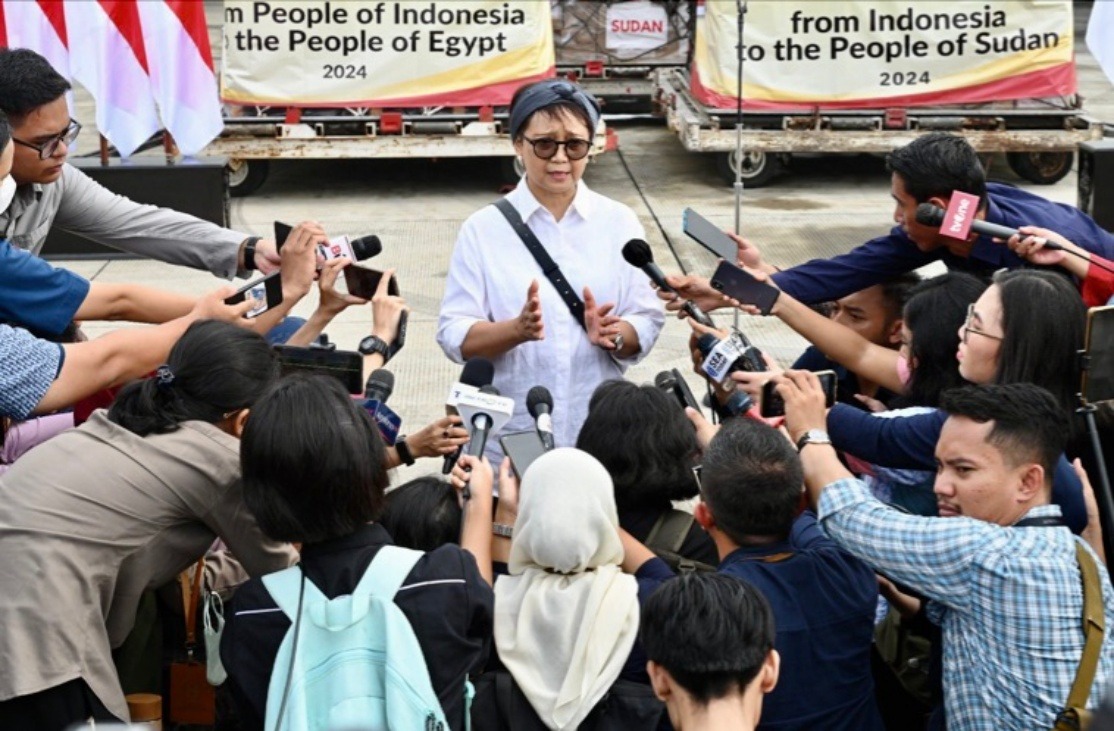 Menlu Retno