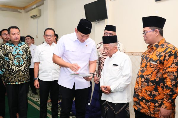 Menteri AHY