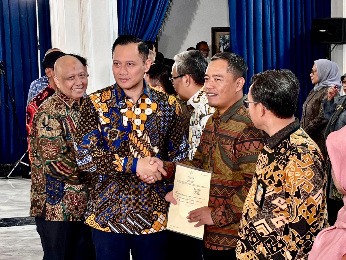 Menteri AHY