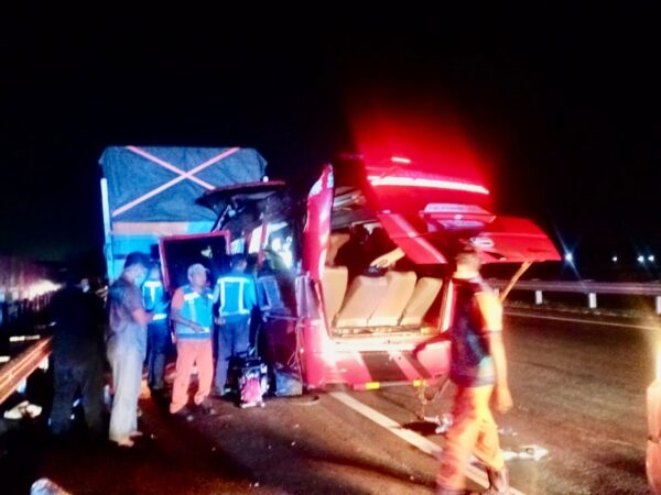 Kecelakaan Tol