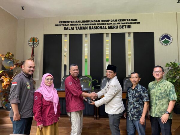 PT Mitratani Dua Tujuh terus menunjukkan komitmennya dalam mendukung pelestarian lingkungan.