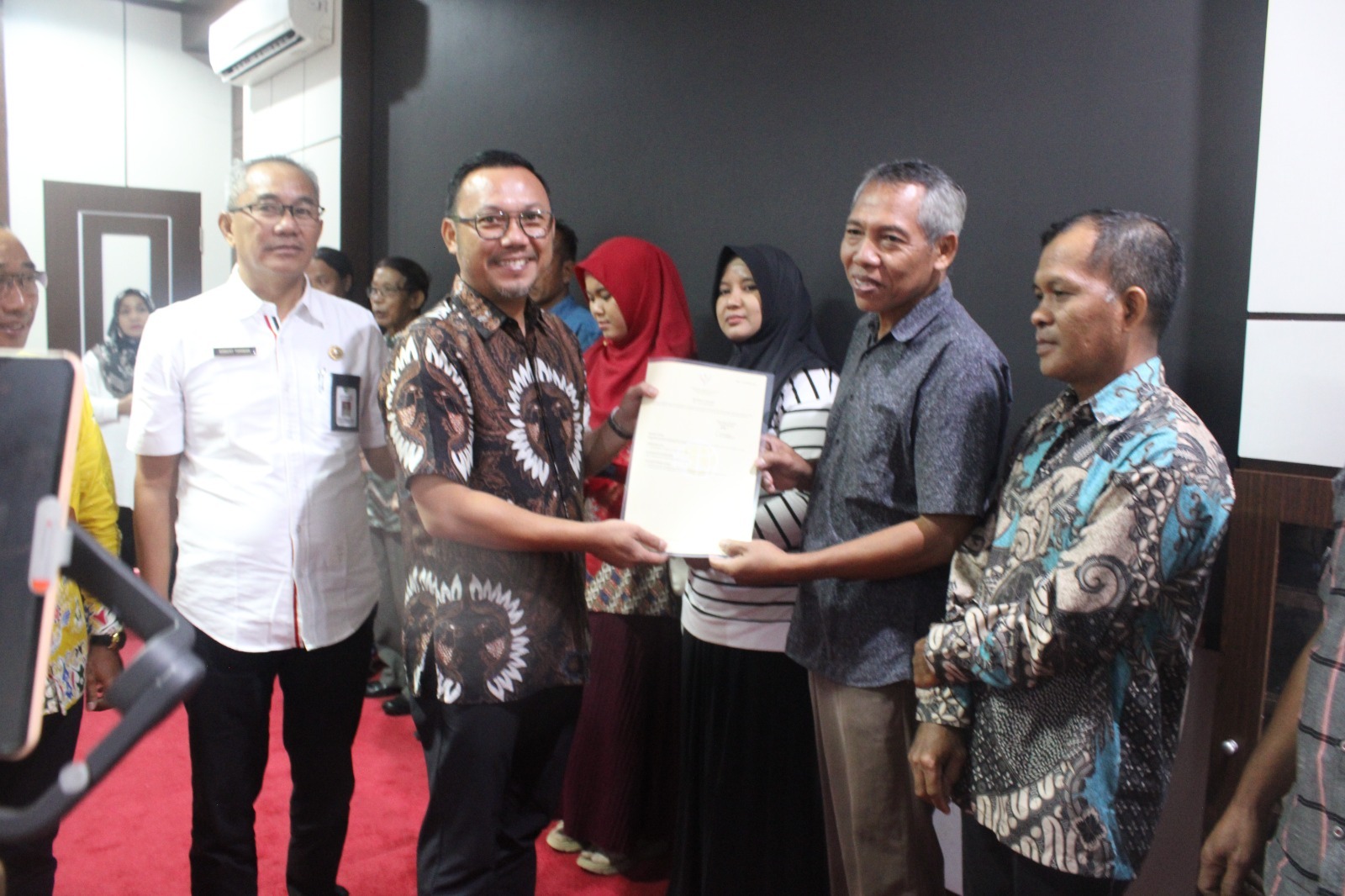 BPN Palangka Raya Ribuan Sertifikat Elektronik Dibagikan Termasuk Pelaku UMKM dan Pelaku Usaha Perikanan