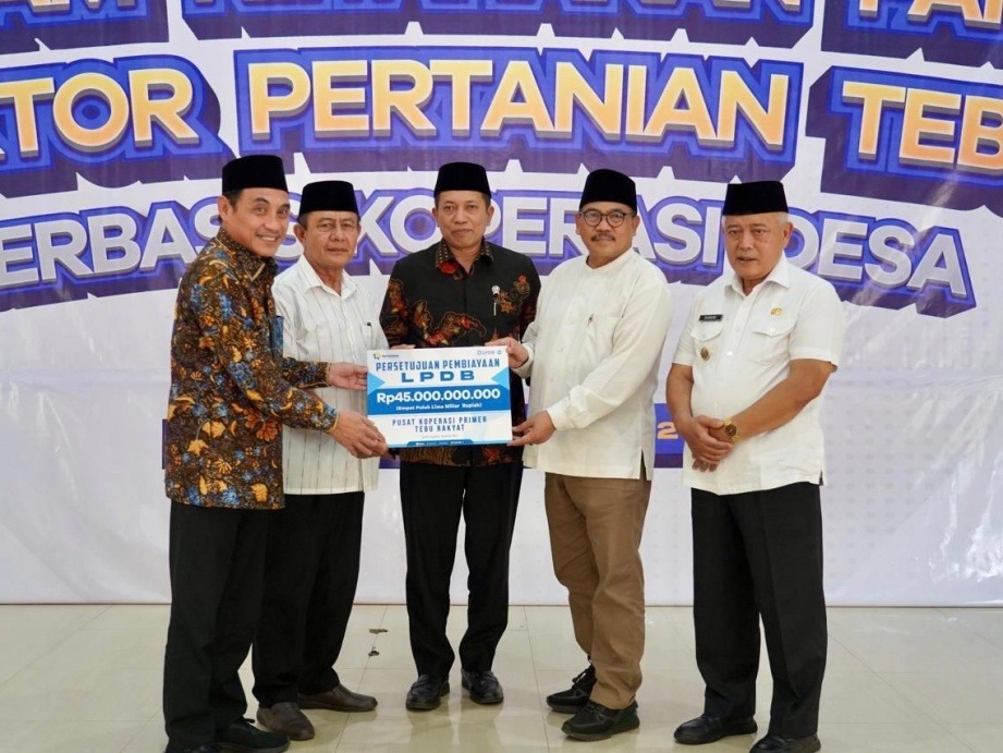 Wamen Koperasi Resmikan Kopdes di Malang./