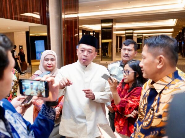 Menteri Nusron saat hadir di acara REI./