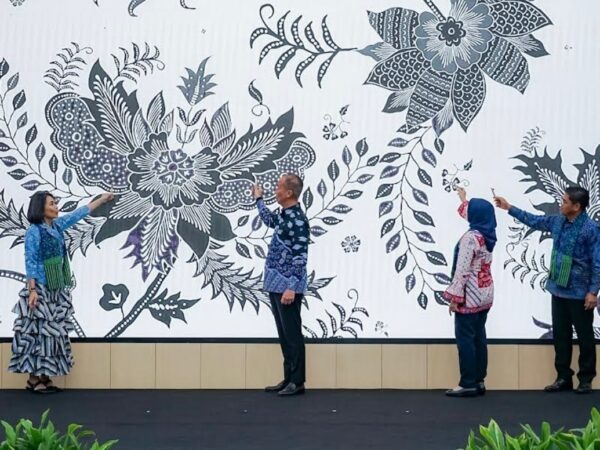 Hari Batik Nasional