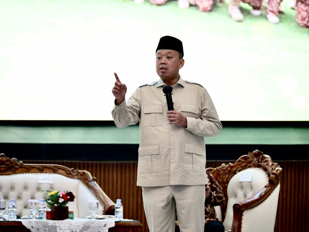 Menteri Nusron