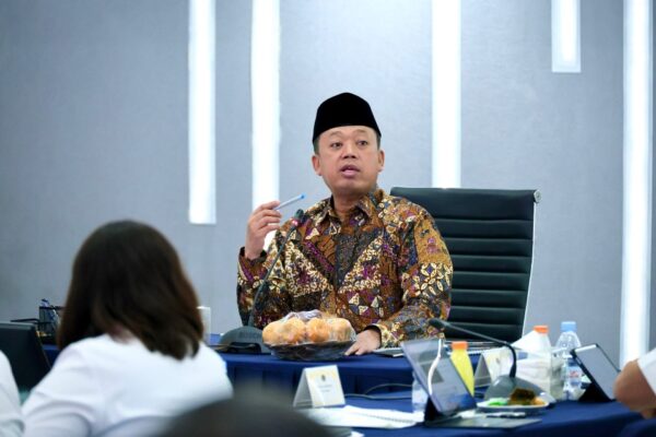 Menteri Nusron