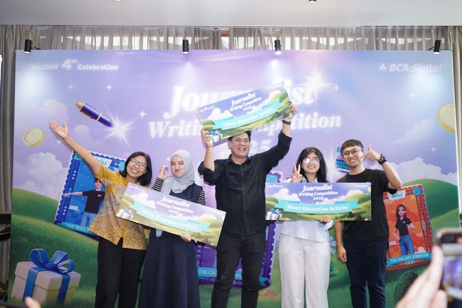 Perayaan bluDay