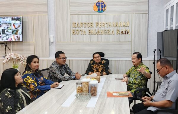 Teras Narang Bahas Sengketa Tanah di BPN Palangka Raya