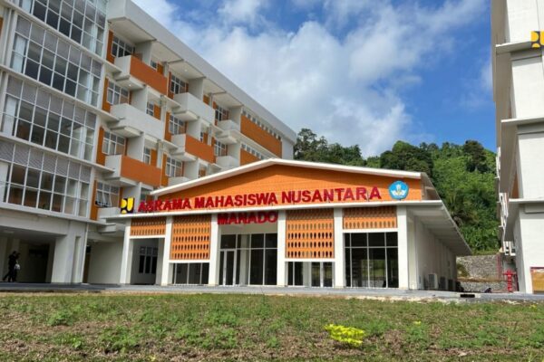 Sekolah Manado