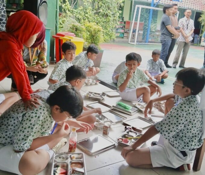 SDN ! Menteng