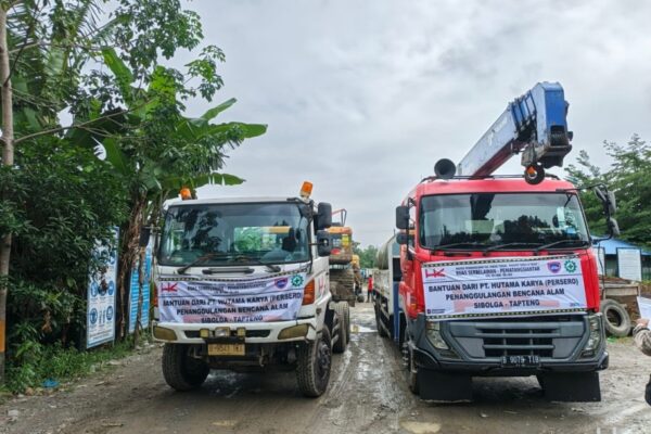 Bantuan Alat Berat