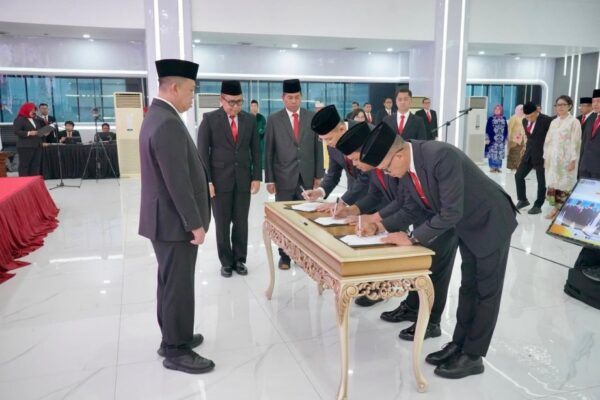 Menteri Nusron