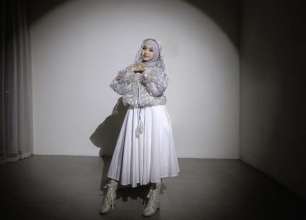 Penyanyi muda berbakat Alala Zahra