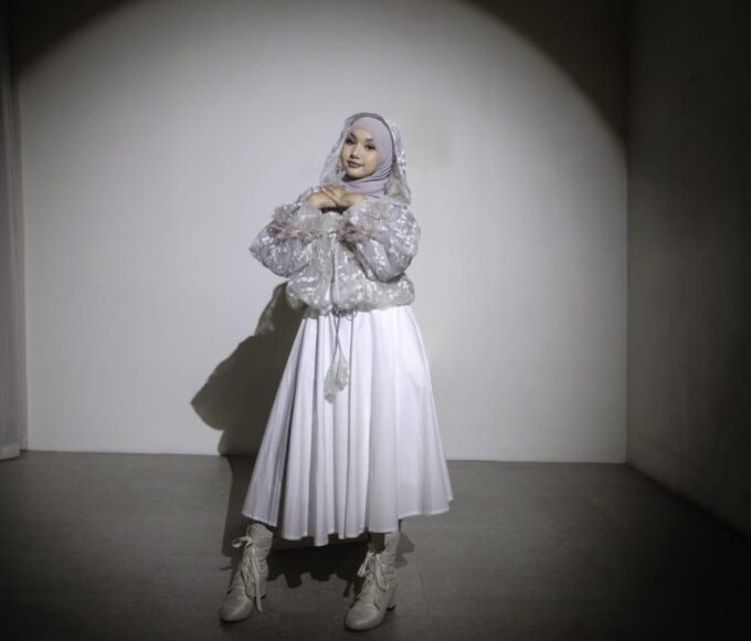 Penyanyi muda berbakat Alala Zahra