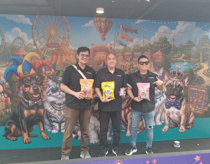 Erwin Hartawan (tengah) Chief Commercial Officer CPPETINDO