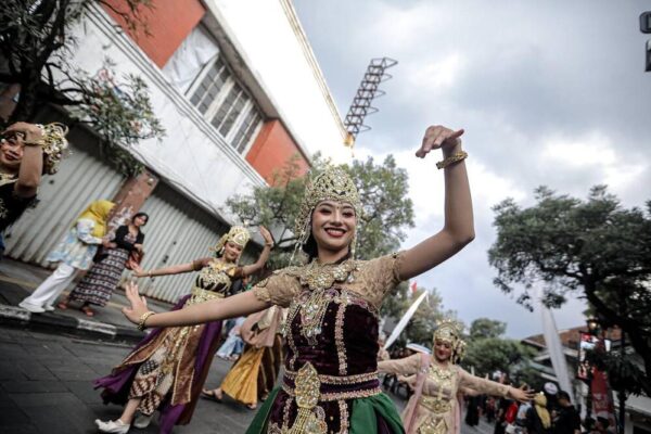Peserta Kirab