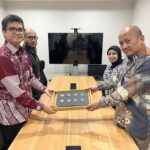 Caption foto: Perjanjian Kerja Sama antara PT SBI dengan Peruri di Ruang PRBPC, Kantor PERURI Jakarta