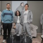 Ki ka= Reggie Ramadana selaku Brand Marketing Manager New Balance Indonesia, Martina Harianda Mutis selaku Senior General Manager MAP Active, Daniel Mananta selaku Presenter & Friends of New Balance Indonesia