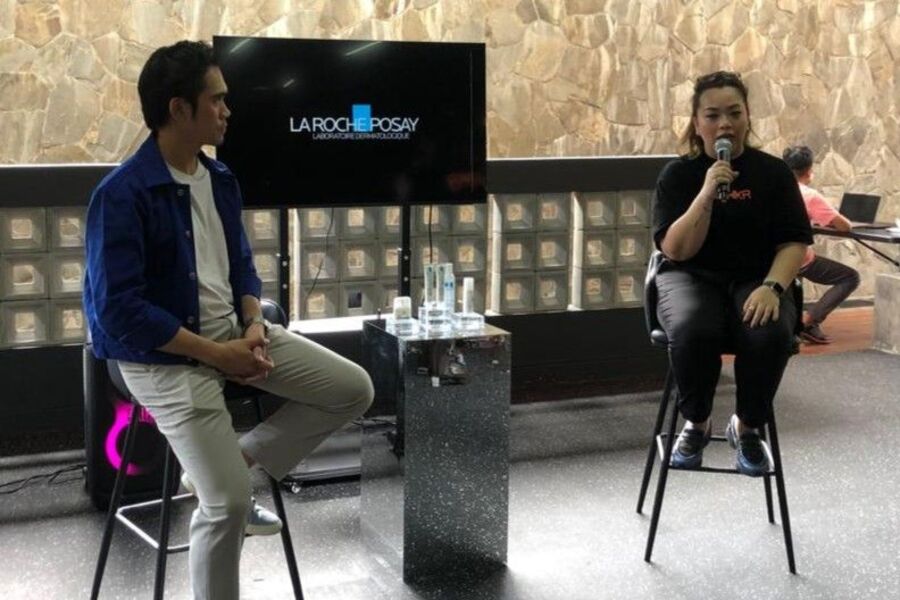 Natasha Pardede, Direktur Utama Bunkr sedang memberikan penjelasan
