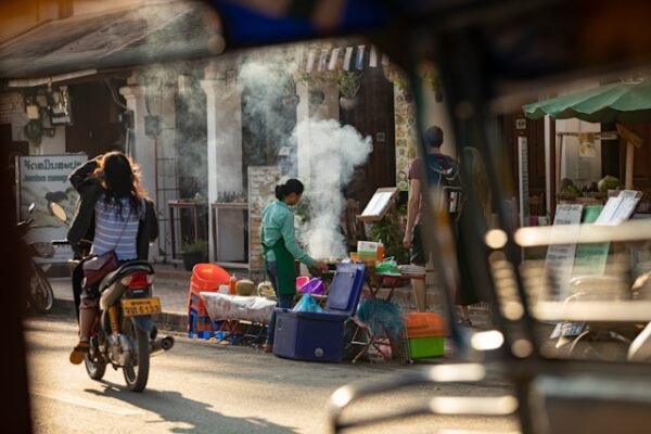 Kesehatan Masyarakat di Asia Terancam Dampak Perang AS-Iran. (dok:unsplash/Leo Vision)
