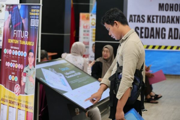 Aplikasi Pertanahan