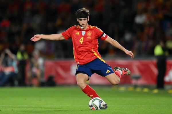 Bek Spanyol, Pau Cubarsi (dok: YahooSport)