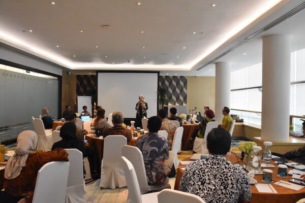 Roundtable Dialog Eksklusif bertema Strategi CFO Menghadapi Era Net Zero – Menjaga Profitabilitas, Akses Pembiayaan, dan Daya Saing, Rabu (24/6). (dok;Ist)