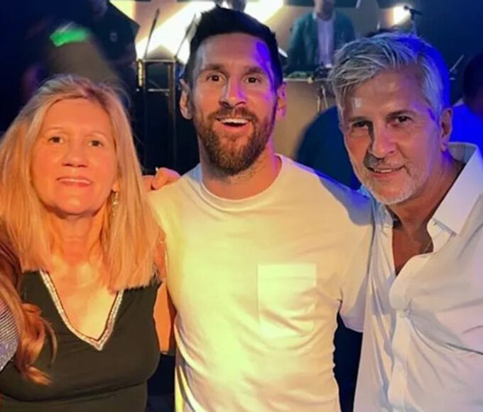 Lionel Messi dan kedua orang tuanya. (dok: Instagram)
