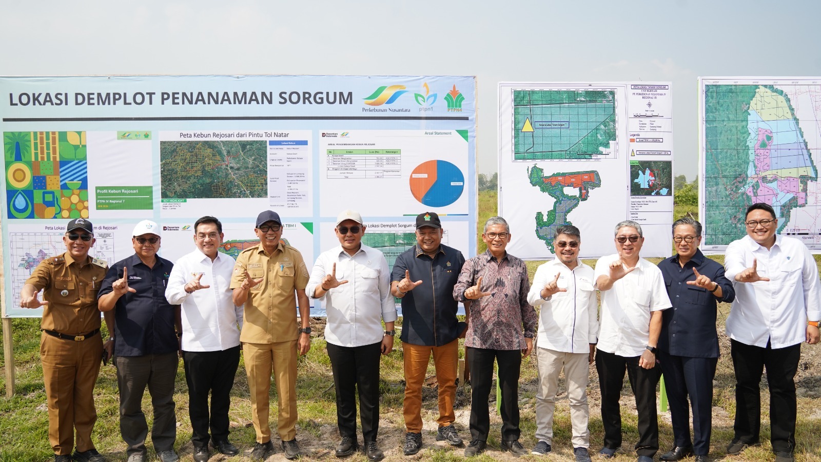 Peninjauan lokasi lahan PTPN I Regional 7, yang akan ditanami sorgum di Kebun Rejosari, Natar, Lampung Selatan.(dok:PTPN)