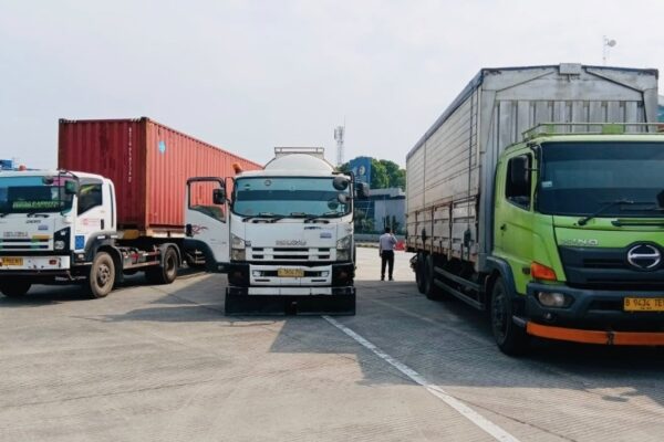 Kendaraan Truk