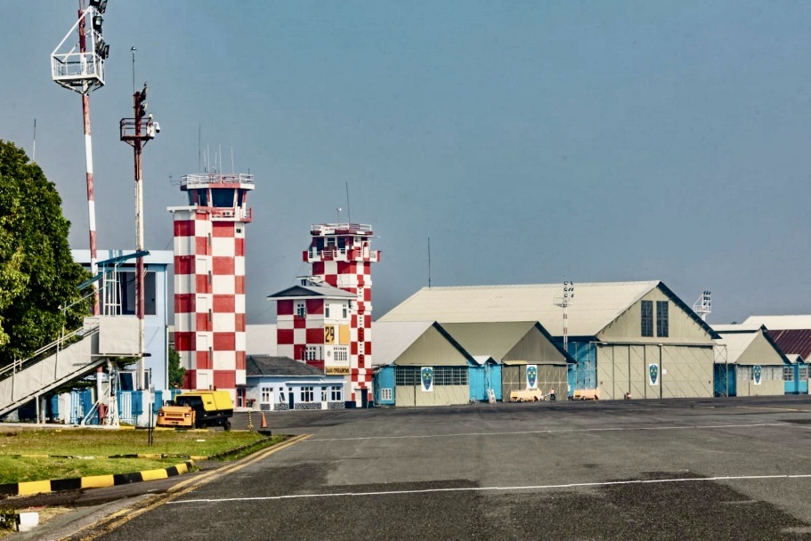Bandara Husein