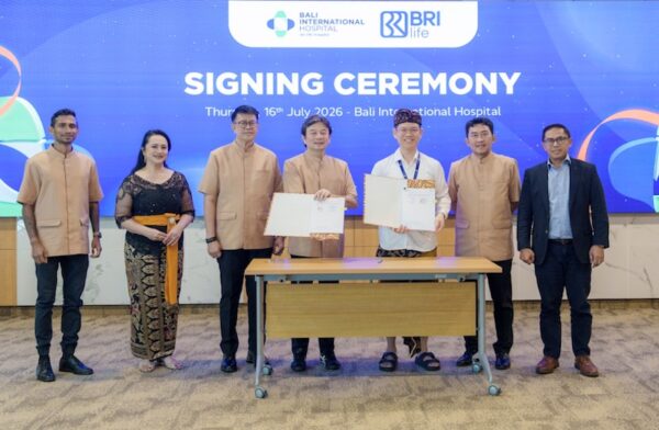 PT Asuransi BRI Life dan Bali International Hospital (BIH) resmi menandatangani Nota Kesepahaman (Memorandum of Understanding/MoU) sebagai langkah strategis untuk memperkuat sinergi antara sektor asuransi jiwa dan layanan kesehatan. (dok:BRIlife)