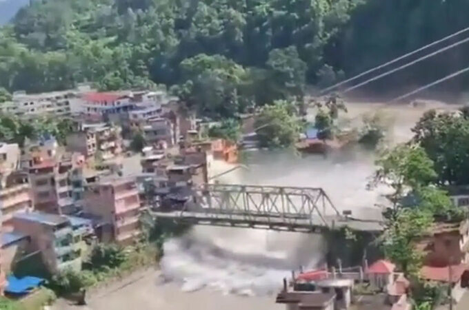 Bencana Banjir Bandang dan Longsor di Nepal, 26 Agustus 2026 (Dok: NDTV)