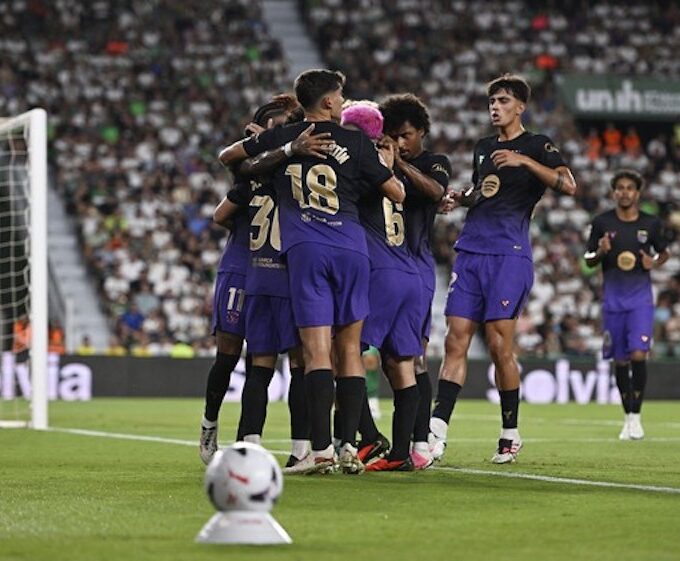 Barca Menang Telak 5-0 atas Elche. (dok:Reuters/Pabo Morano)