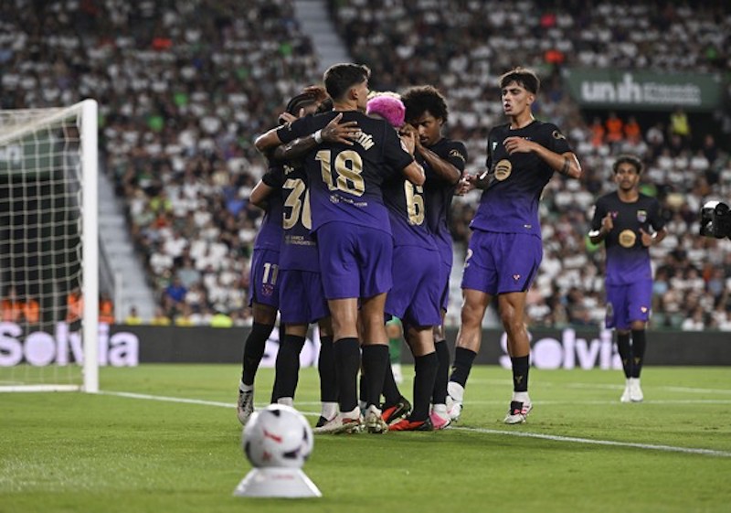 Barca Menang Telak 5-0 atas Elche. (dok:Reuters/Pabo Morano)