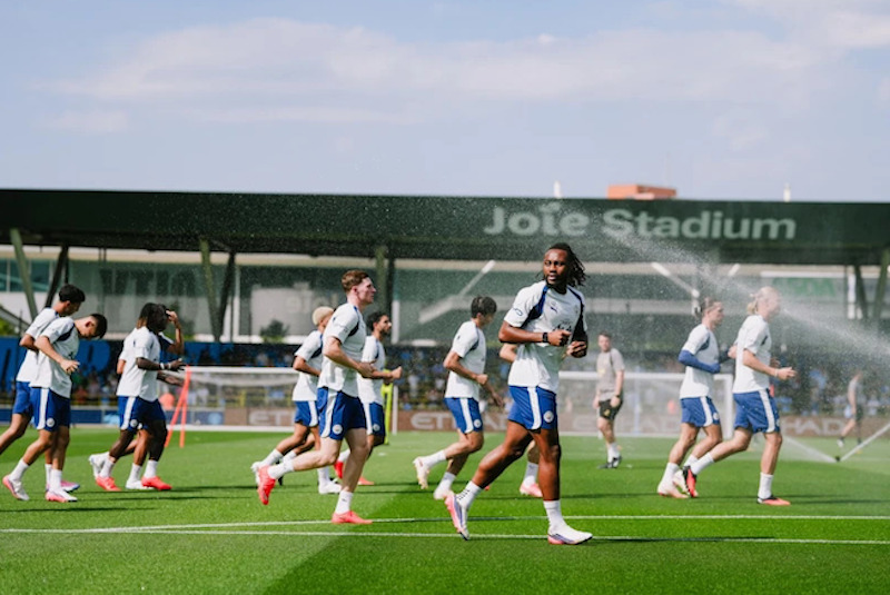 Para pemain Manchester City berlatih. (dok:Mancity)