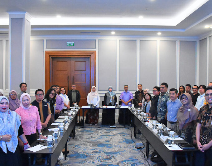 Peserta Roundtable Discussion “Mewujudkan Aksi Kolaborasi Ekonomi Sirkular dalam Rantai Nilai TPT. (dok:Ist)
