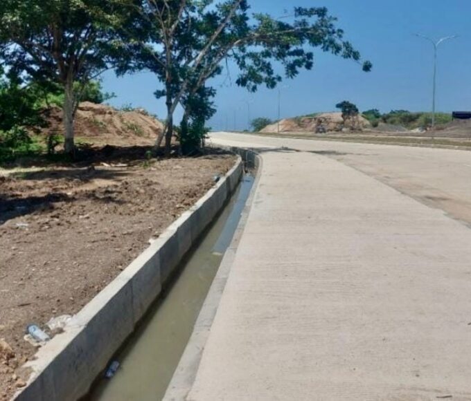 Jalan di Bitung