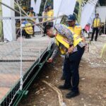 Jembatan Roboh