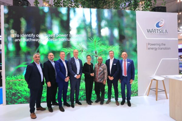Wartsila, perusahaan teknologi global asal Finlandia, berpartisipasi di Enlit Asia – MKI Electricity Connect, dengan menghadirkan teknologi mesin dual-fuel Wärtsilä 34DF yang mengedepankan fleksibilitas jaringan listrik untuk mendukung semakin meningkatnya kebutuhan pasokan listrik di Indonesia.(dok:Ist)