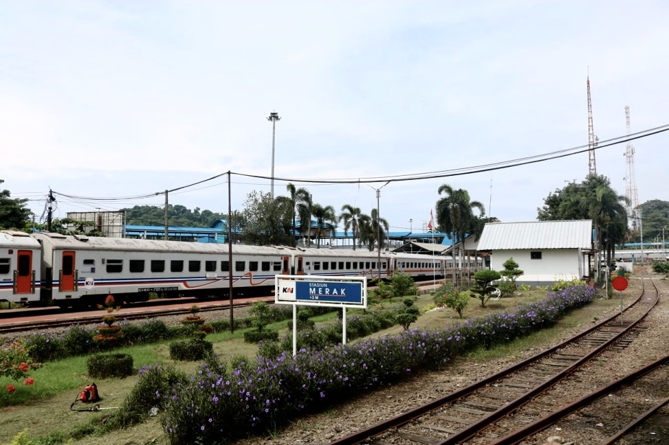 Kereta APi