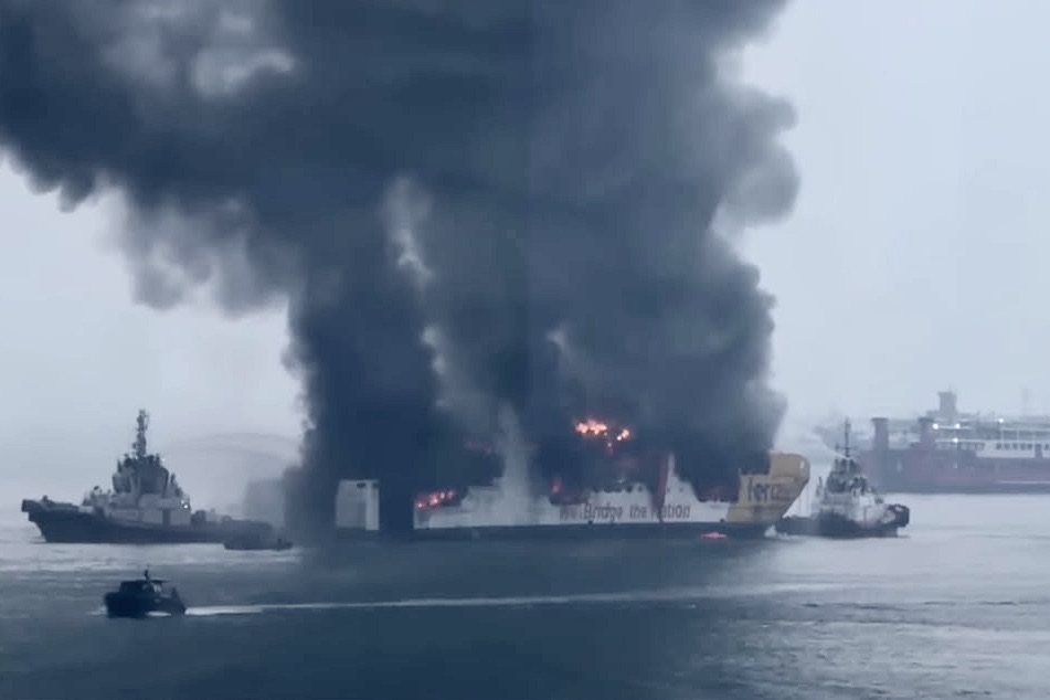 KM terbakar